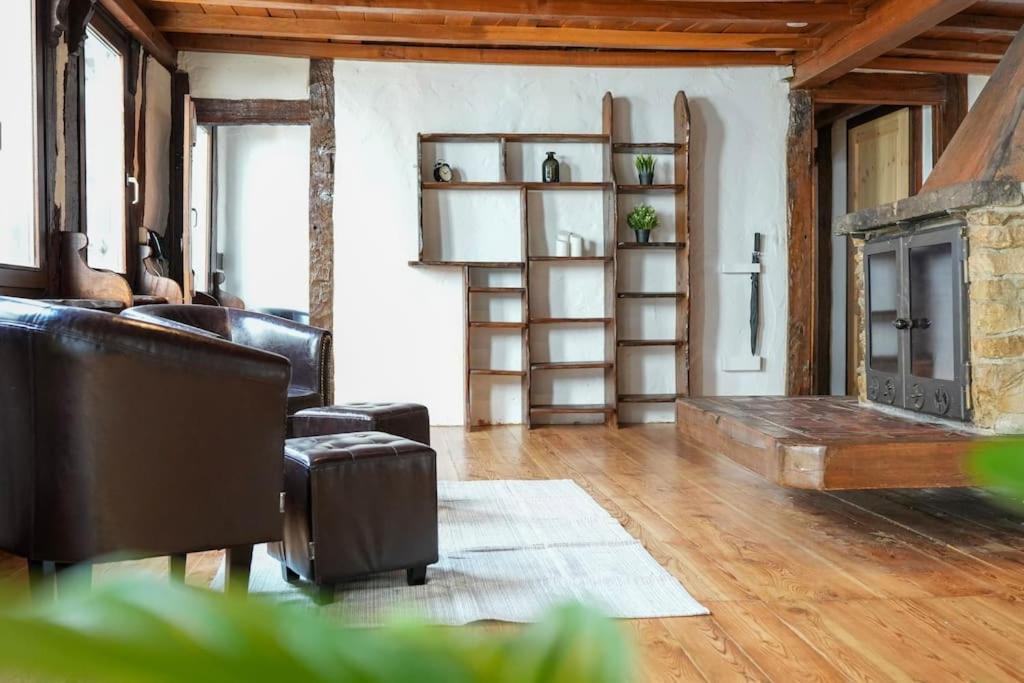 Charmante Fachwerk Wohnung Mit Terrasse In Der Altstadt كوبلنس المظهر الخارجي الصورة